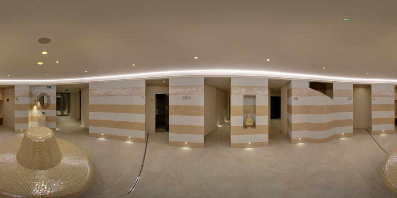 רוז'ומברוק Hotel Kultura מראה חיצוני תמונה
